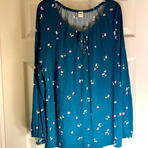 Old Navy top